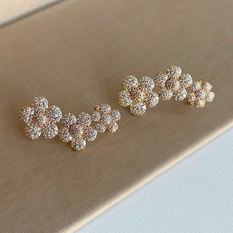 Brinco Earcuff Flores Cravejadas - #3