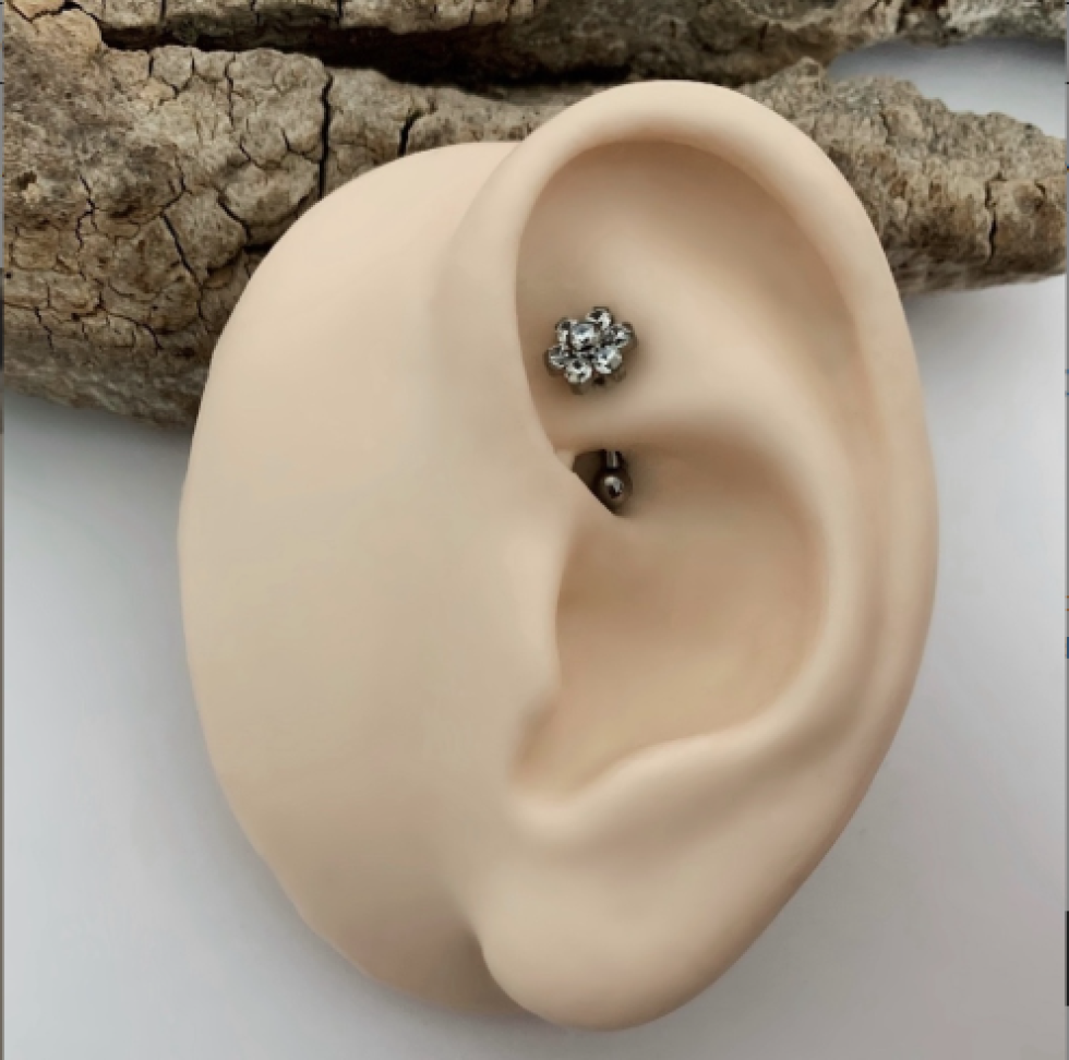 Piercing Barbell Flor Zircônias | Titânio