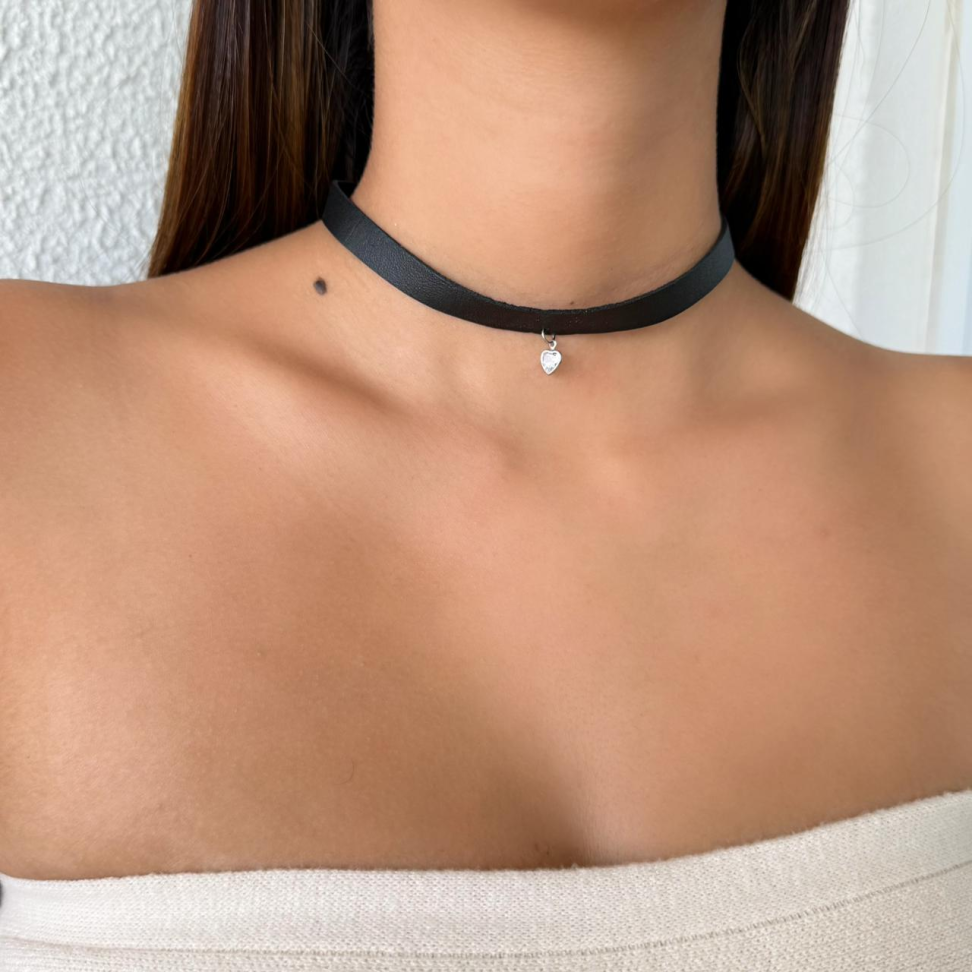 Colar Choker Corino Ponto de Luz