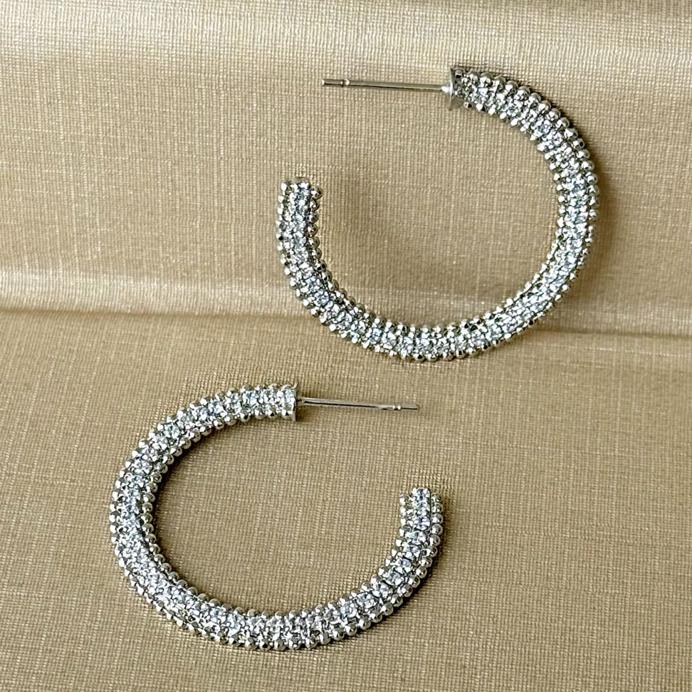 Brinco Argola Achatada Zircônias Bolinhas - #4