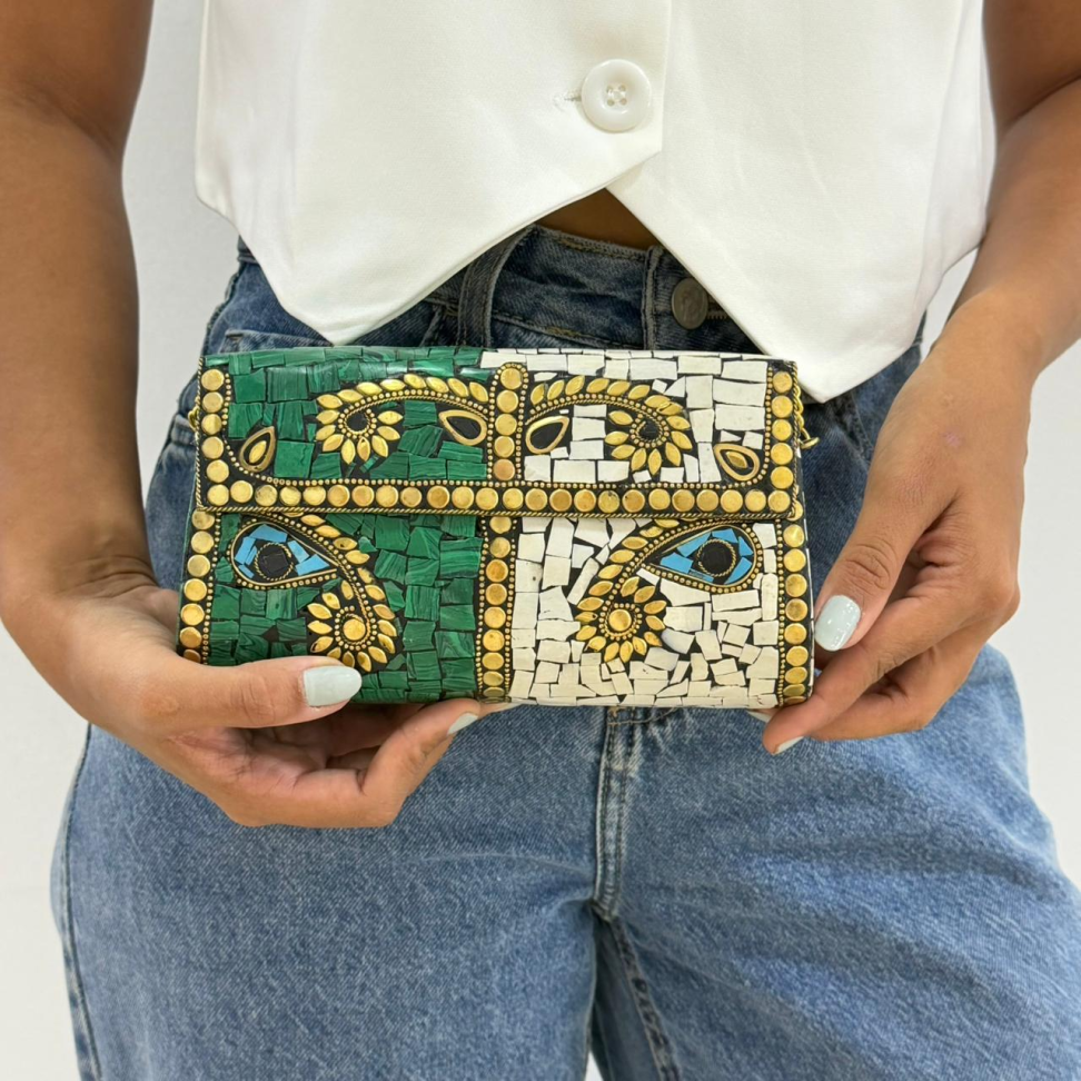 Clutch Indonésia Nature