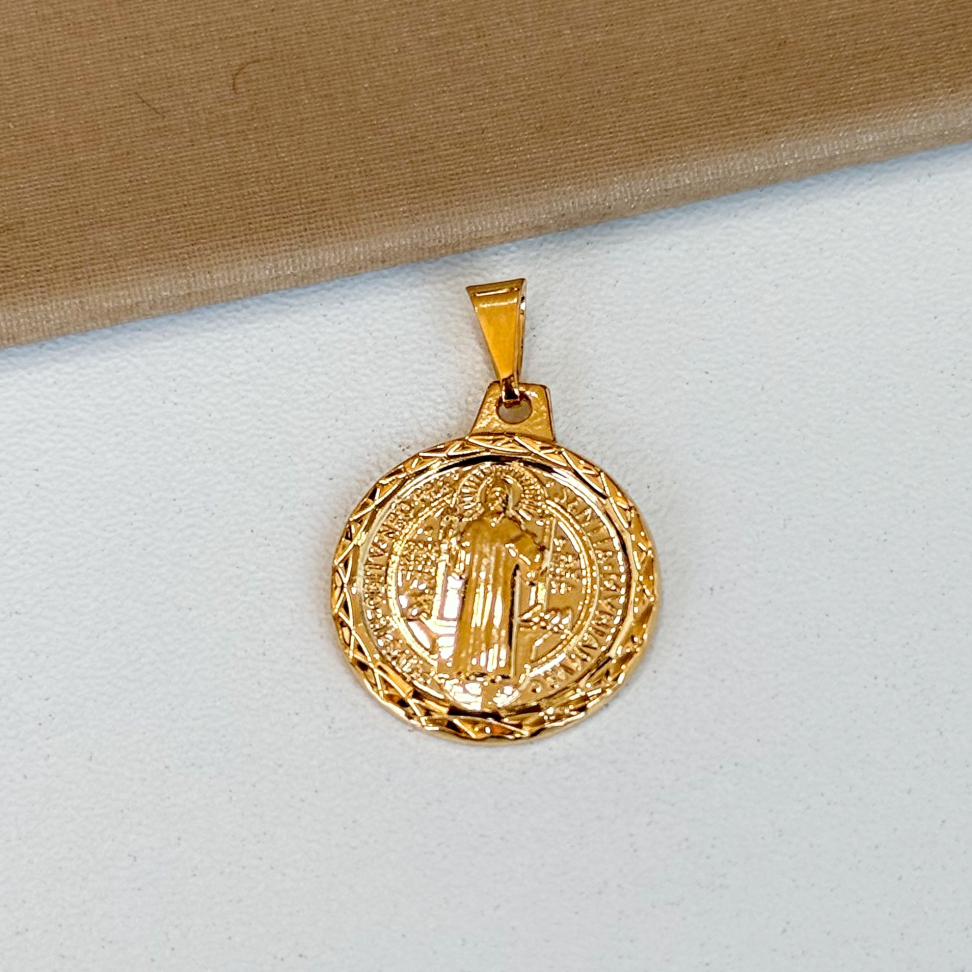 Pingente São Bento Diamantado