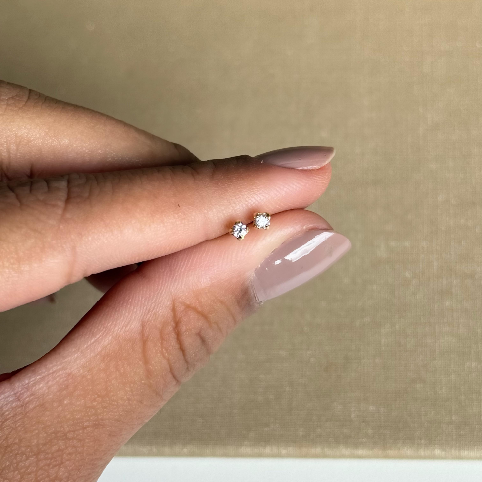 Brinco Ponto de Luz | 2.5mm