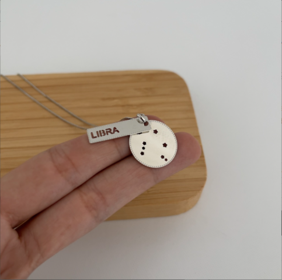 Colar Pingente Placa Signos Prateado - #10
