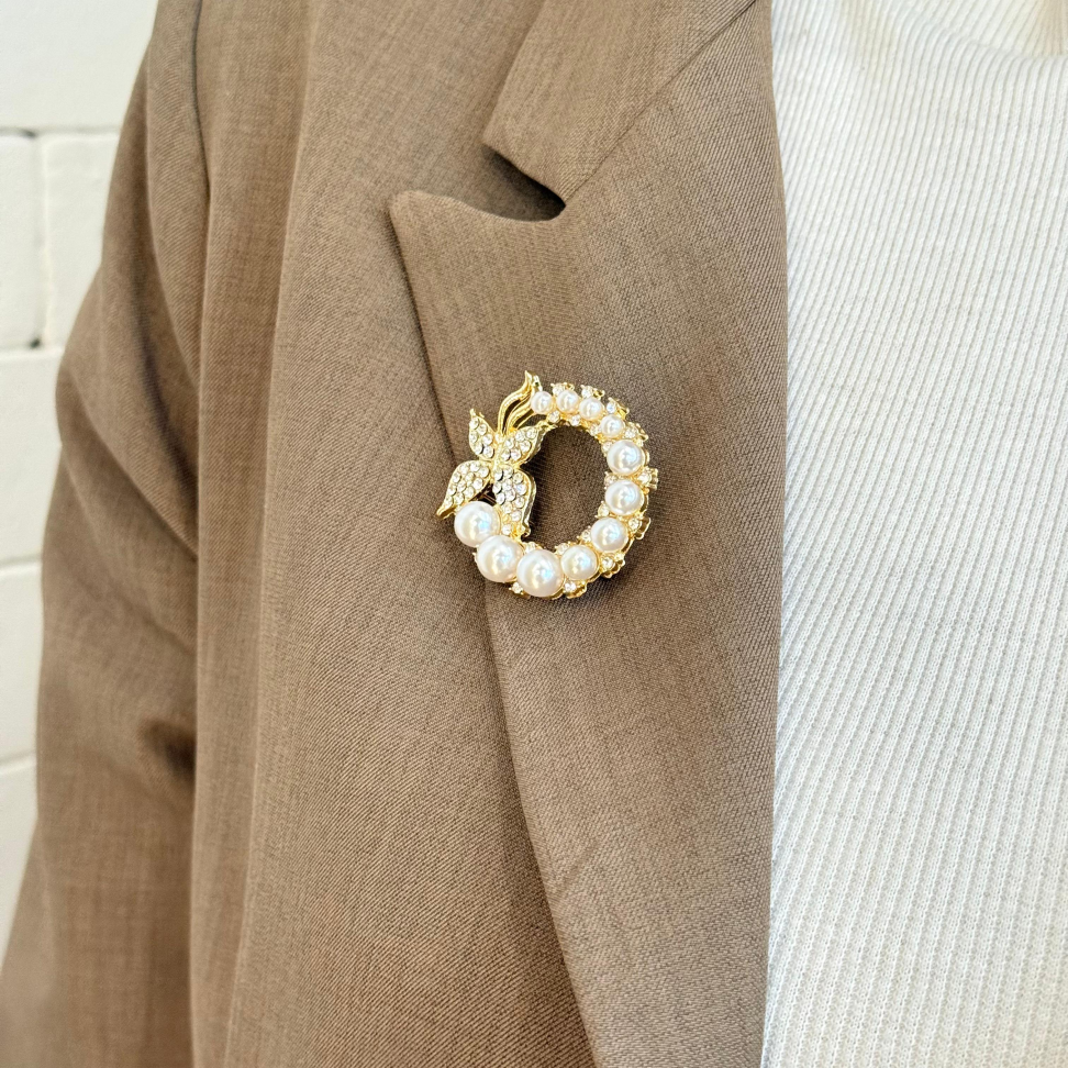 Broche Borboleta Pérolas