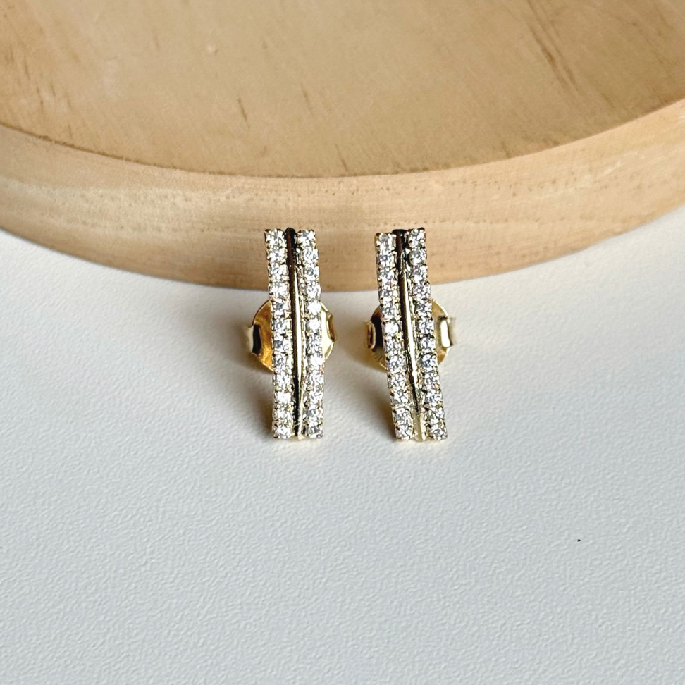 Brinco Earhook Fios Zircônias