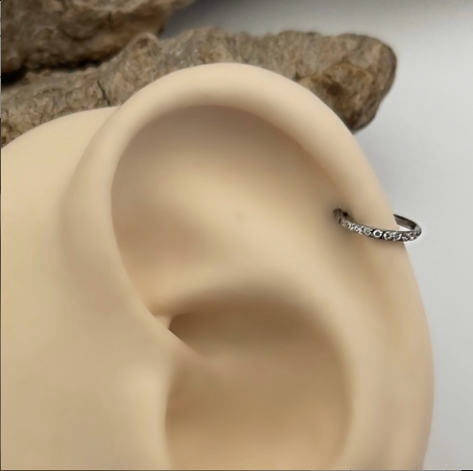 Piercing Argola Segmentada Cravejada 7x1mm