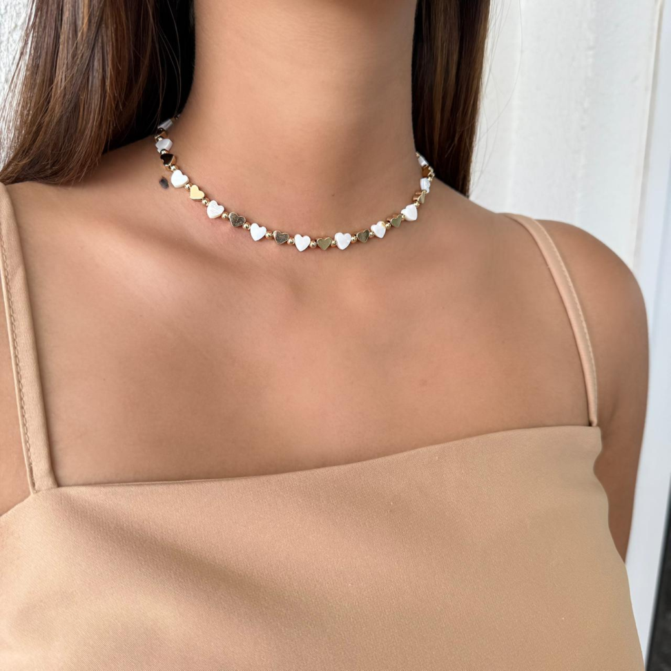 Colar Choker Corações & Madrepérola