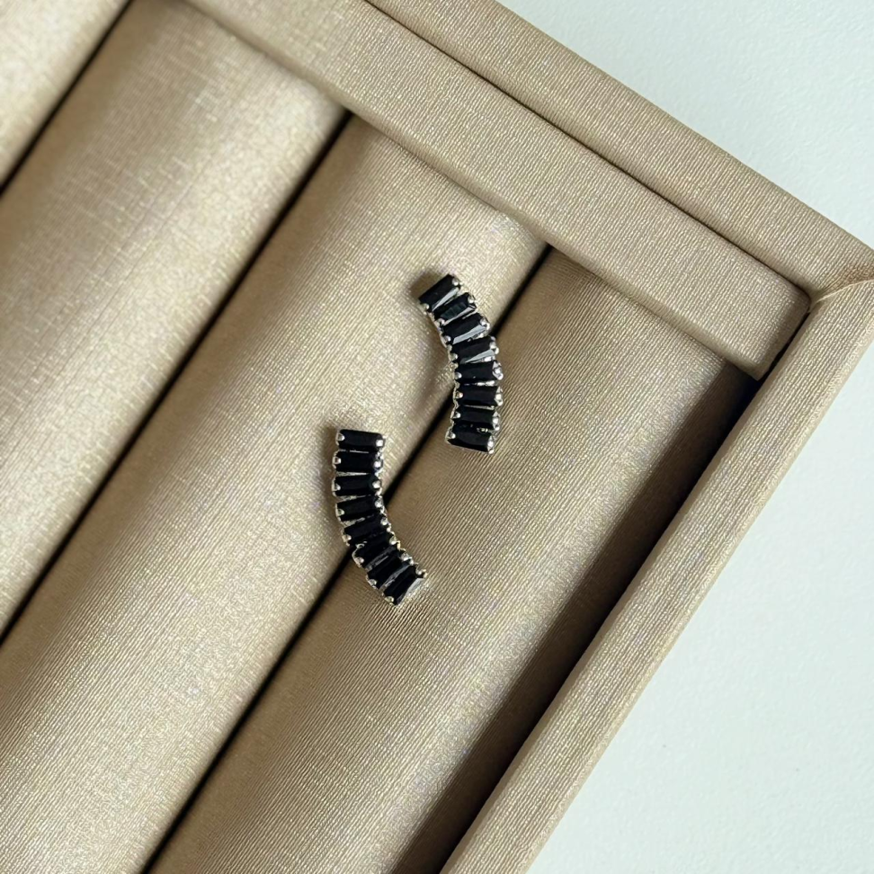 Brinco Earcuff Riviera Baguete Preta - #4