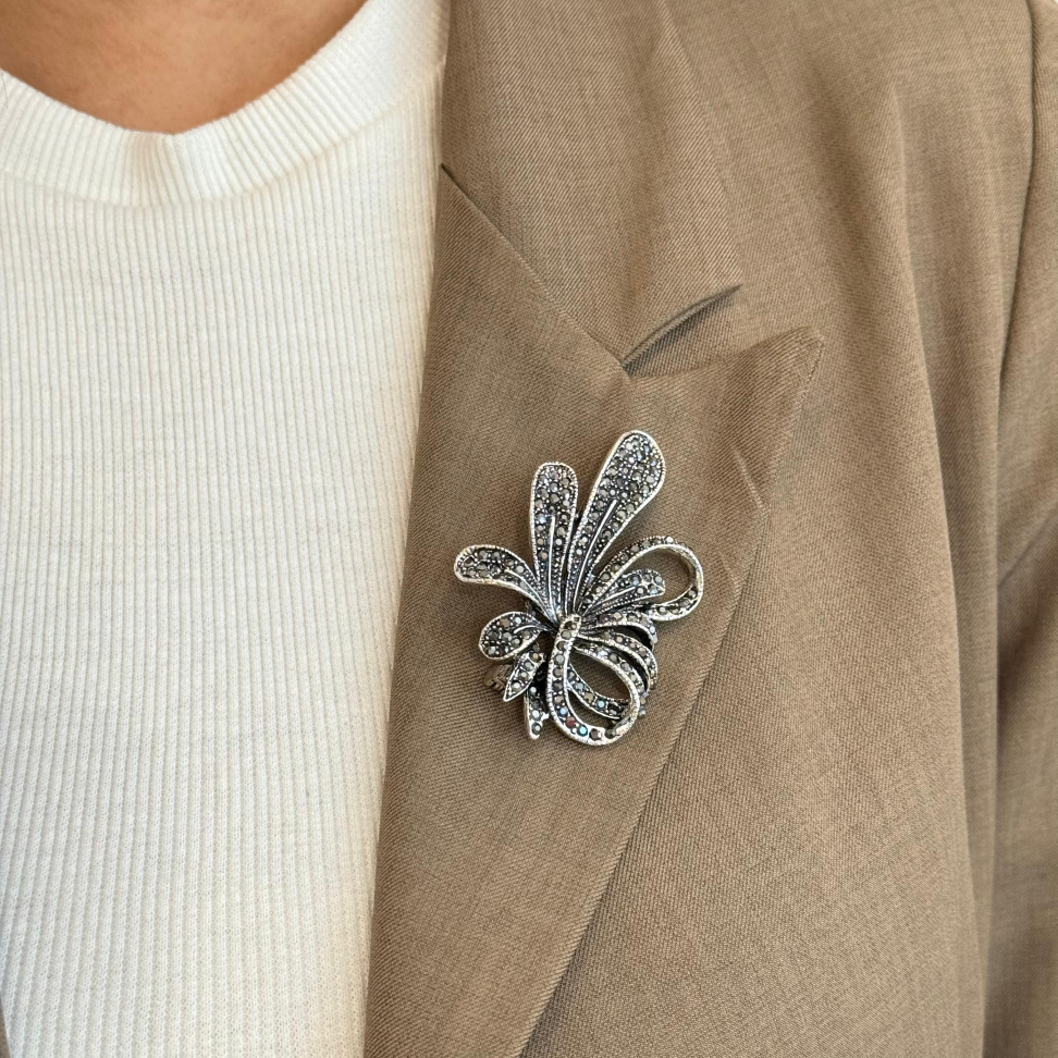 Broche Arabesco Preto