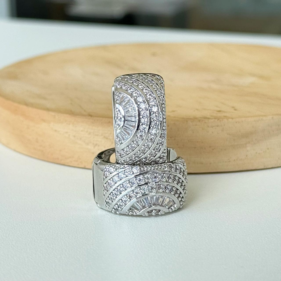 Brinco Argola Click Zircônias | 14mm - #4