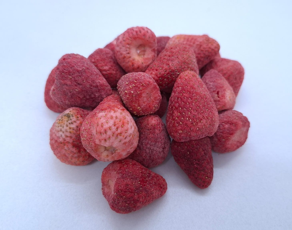 MORANGO CHIPS LIOFILIZADO GRANEL - 50 GRAMAS -