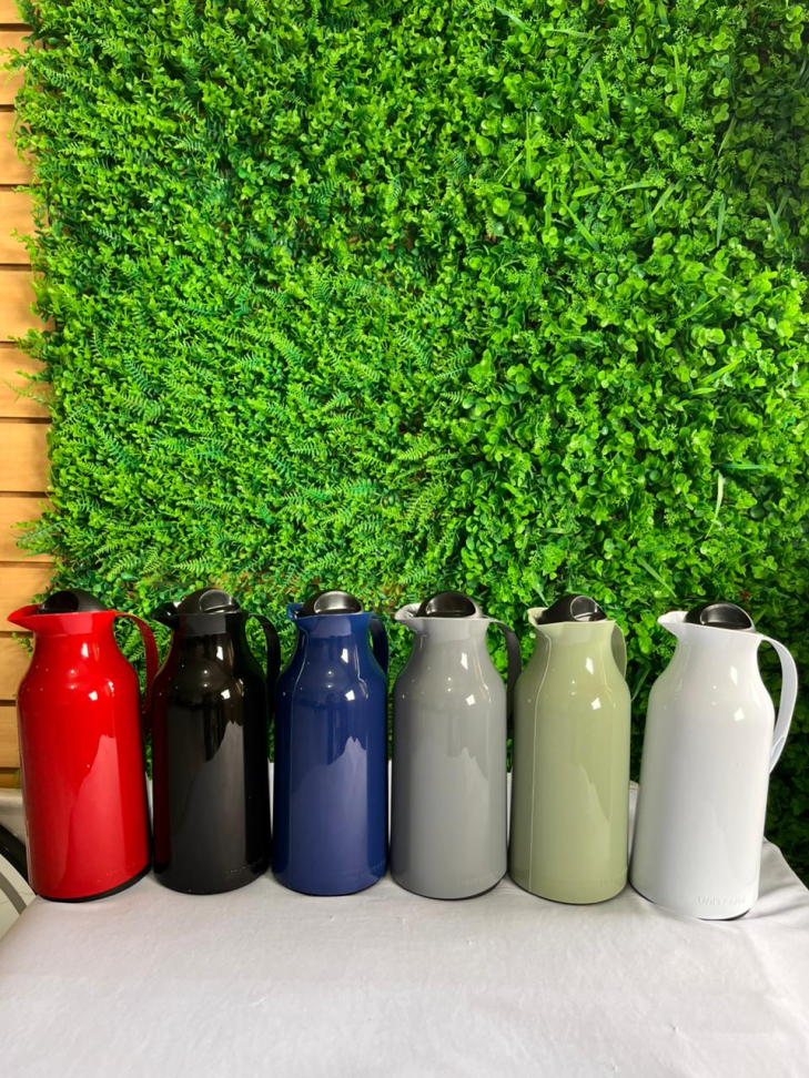 GARRAFA TÉRMICA DE CAFÉ - CAPACIDADE: 750 ML (CORES VARIADAS)