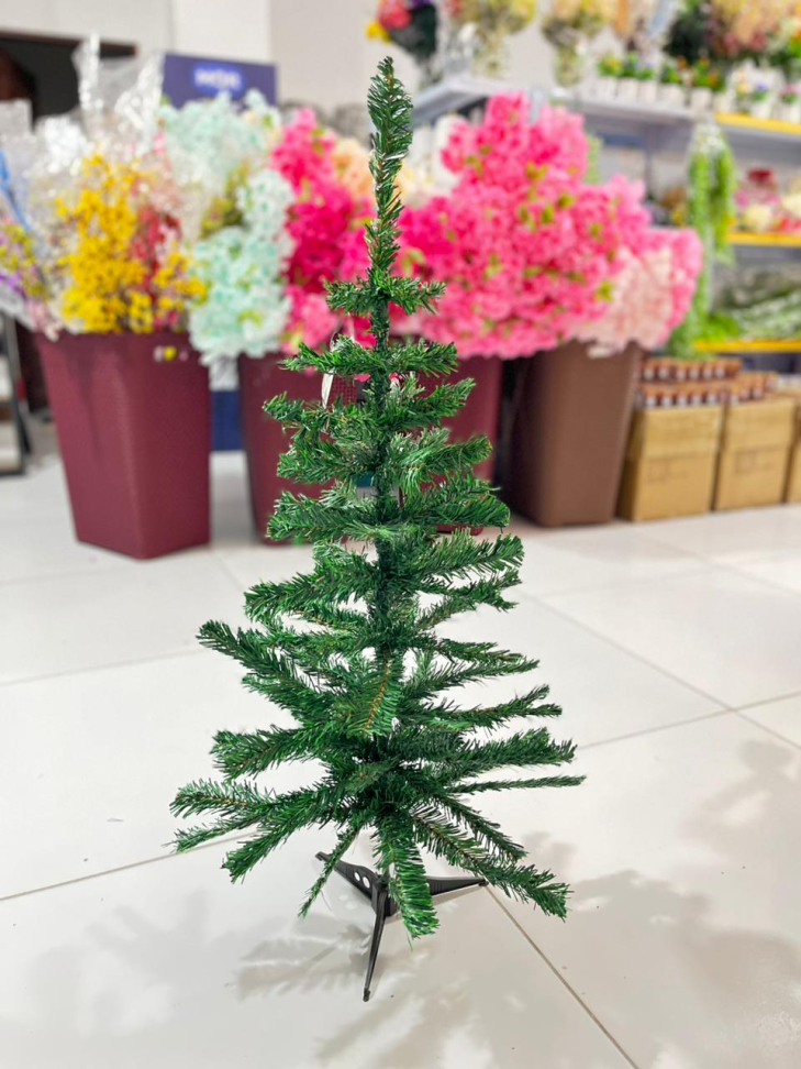 ÁRVORE DE NATAL - 90 CM (80 GALHOS)