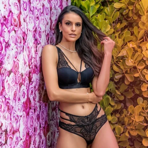 Conjunto Rendado com Pingente