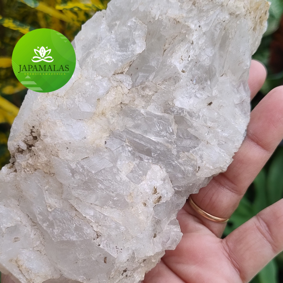 Pedra Decorativa Quartzo com Turmalina Negra