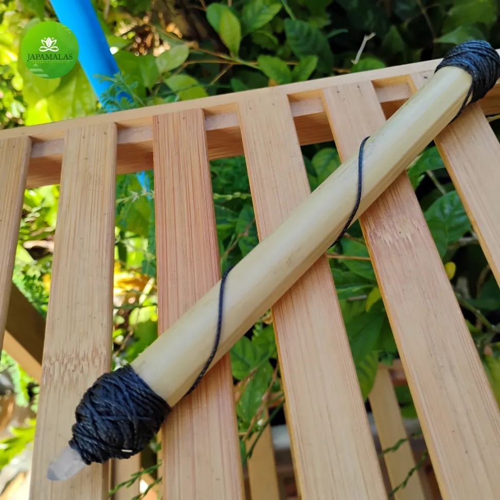 Varinha Mágica Bastão em Bambu com Cristal na Ponta 20cm