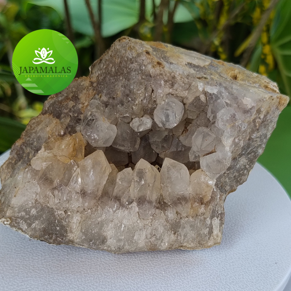 Drusa de Quartzo Hialino Bruto Natural – Força Cristalina em Peça Única (467g)
