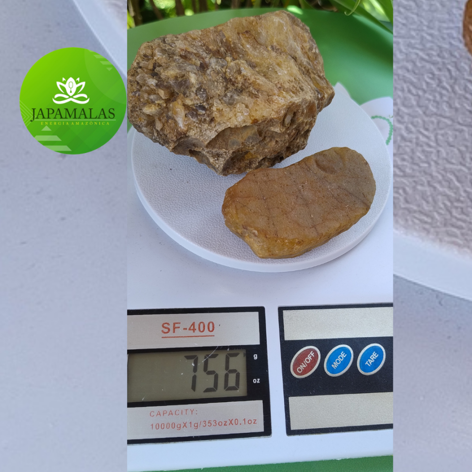 Lote Exclusivo de Calcedônia com Quartzo Bruto Natural – Duas Peças de Coleção