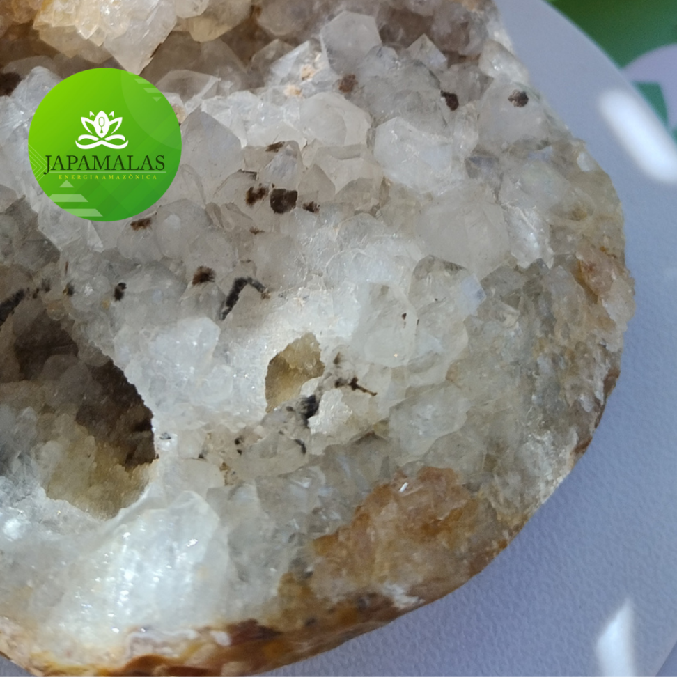 Geodo Natural de Ágata com Cristalização de Quartzo - #8
