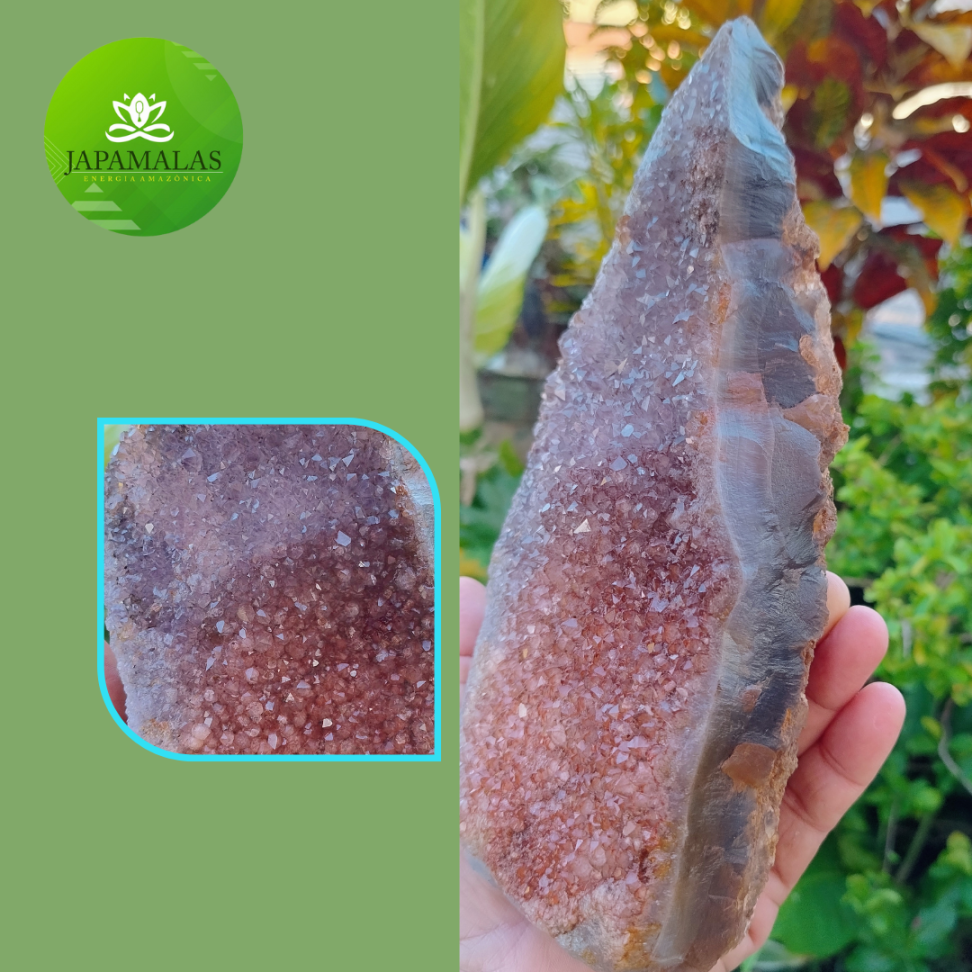 Pedra Decorativa Ametista com Base em Calcedônia