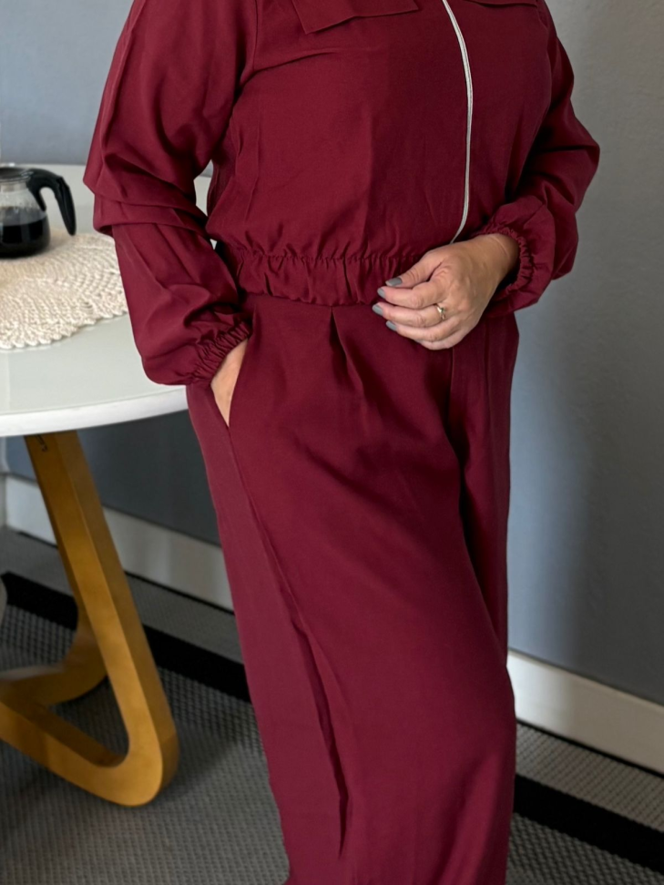 Calça Reta com Prega Frontal - #3