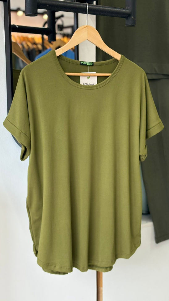 Blusa ampla lisa - #1