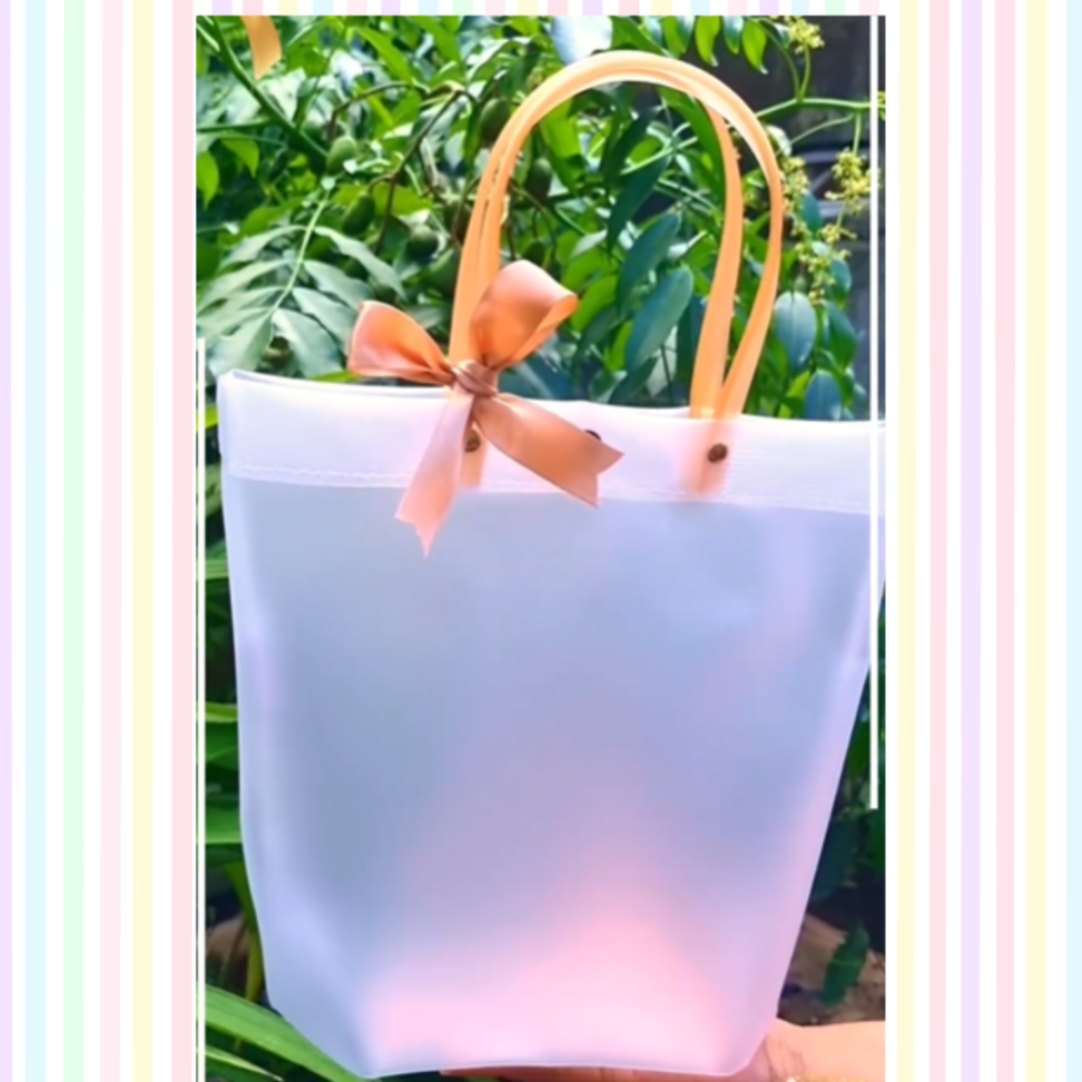 ★Sacolinha com laço e botão de pressão - Tamanho 25x27 - #1