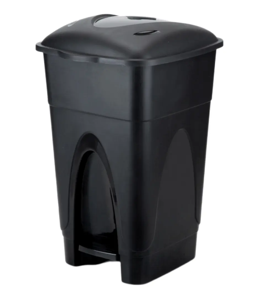 Lixeira Plástica 65 Litros Preto Com Pedal