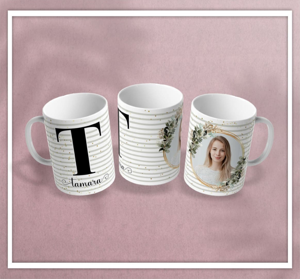 Caneca Inicial e nome - #13
