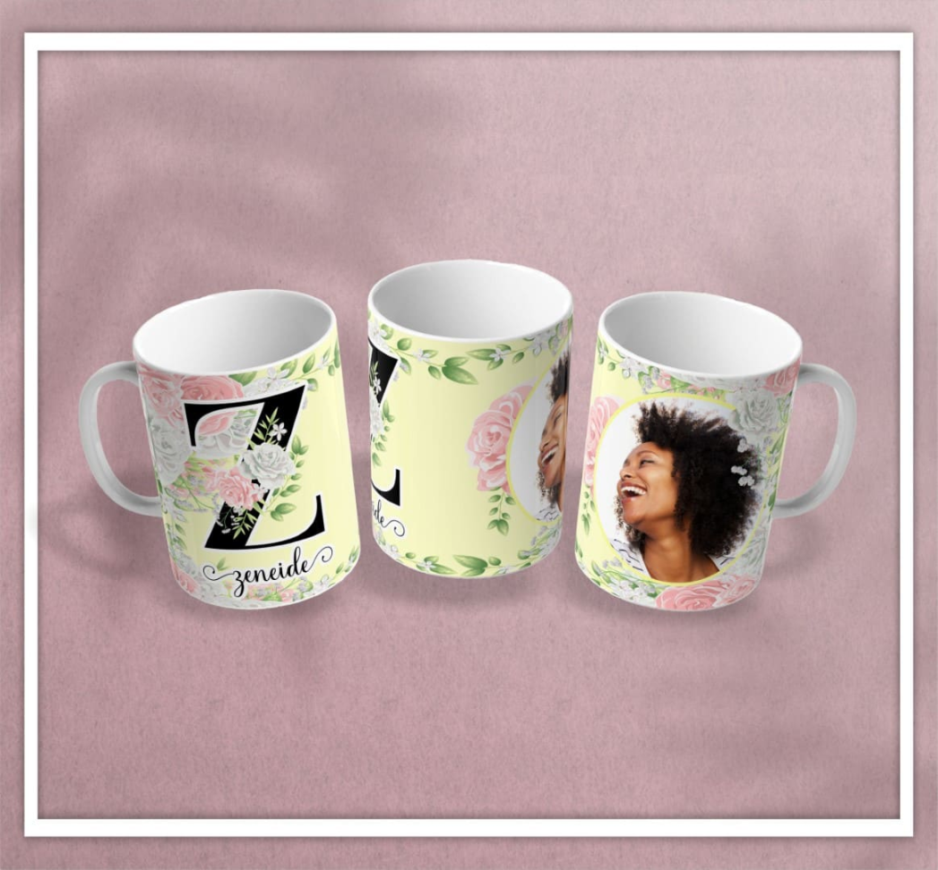Caneca Inicial e nome - #26