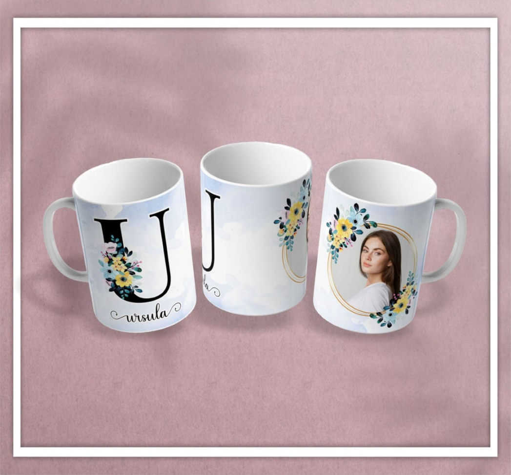 Caneca Inicial e nome - #14