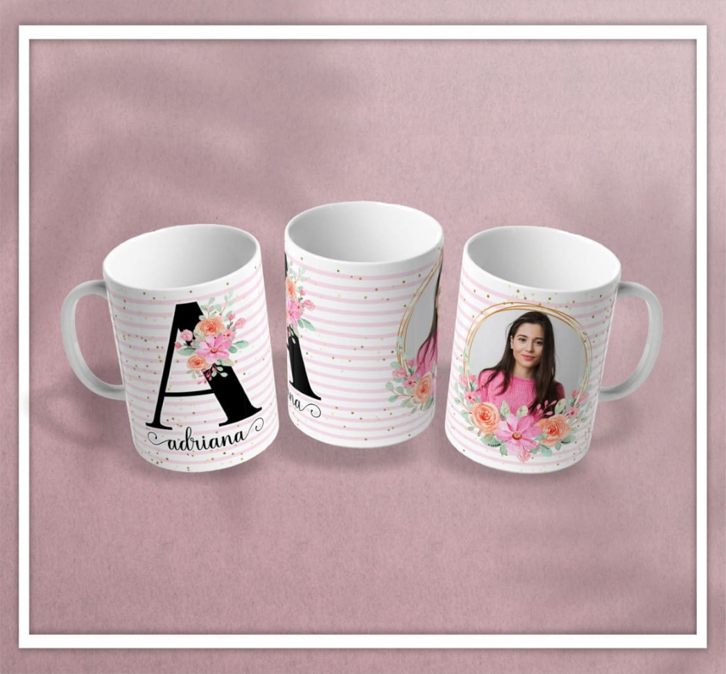 Caneca Inicial e nome - #25