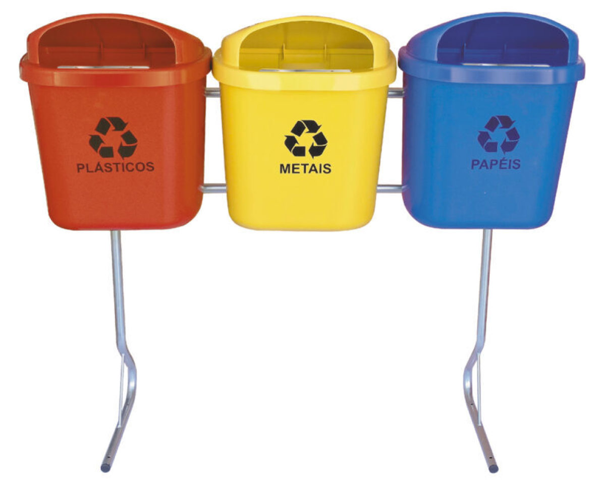 CONJUNTO PARA COLETA SELETIVA DE 40L COM 03 CESTOS
