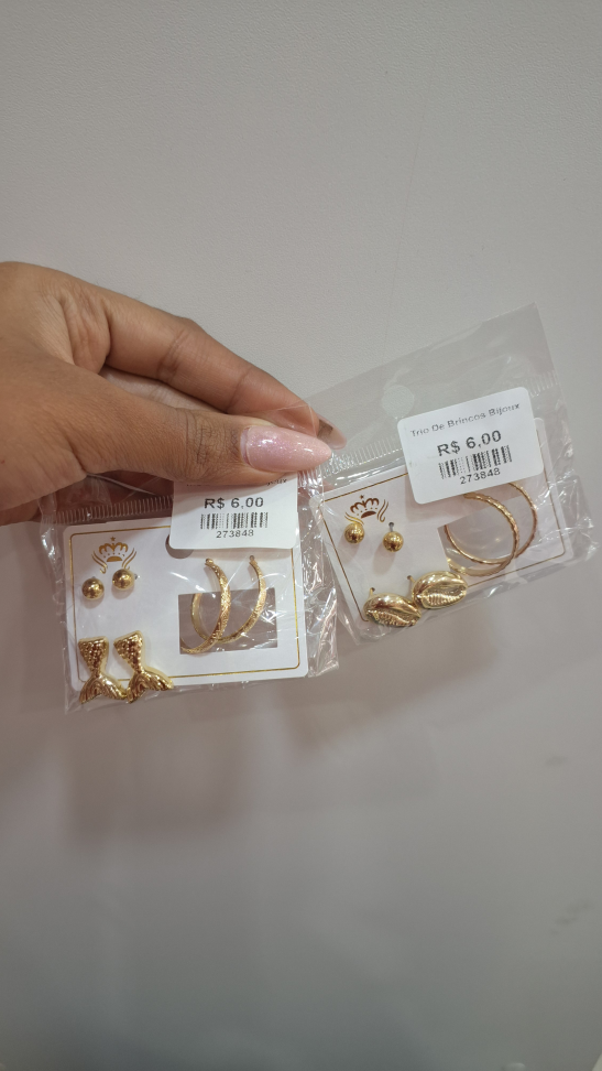 Trio de brincos bijoux