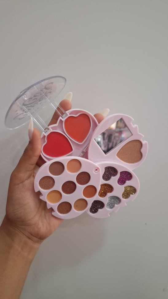 Estojo Makeup coração Super Girls - Cor A