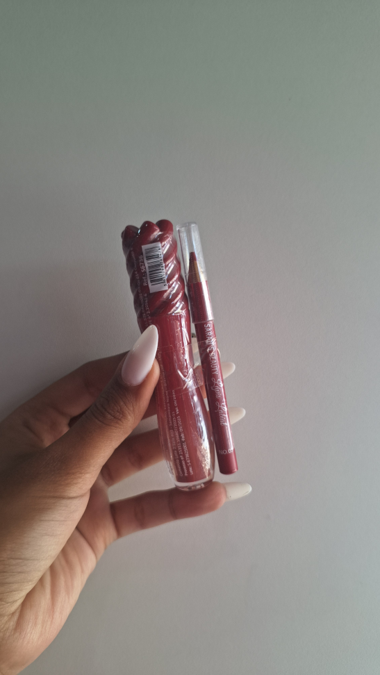Batom Fix Matte + Lápis Labial Sarah's Beauty -Cor 3