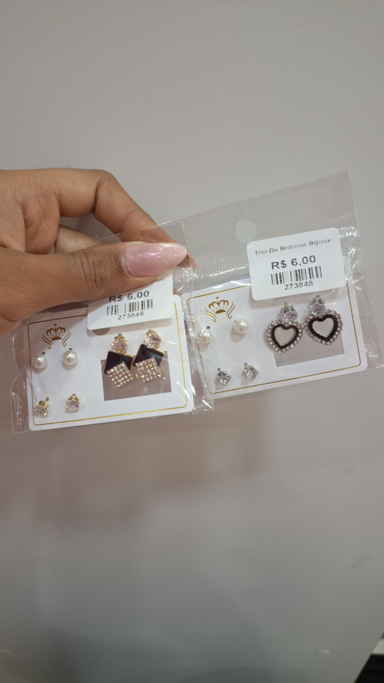 Trio de brincos bijoux