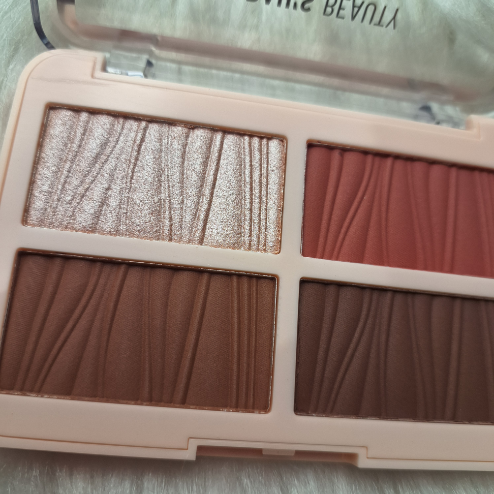 Paleta 4 em 1 Iluminador + Blush + Pó Compacto + Contorno SARAH'S BEAUTY - COR C - #3