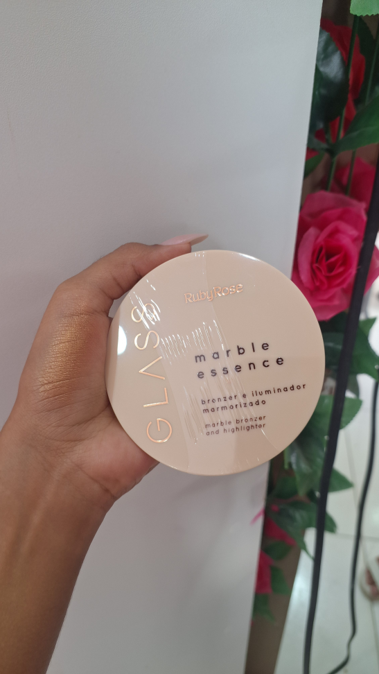 Bronzer e Iluminador Marmorizado Ruby Rose Glass