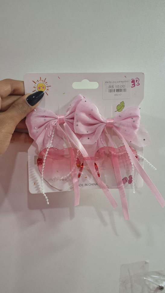 Kit óculos e presilhas