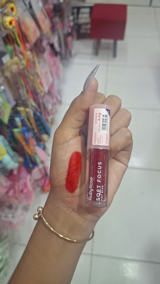 Tint Blur Soft Focus Ruby Rose -Enchanted