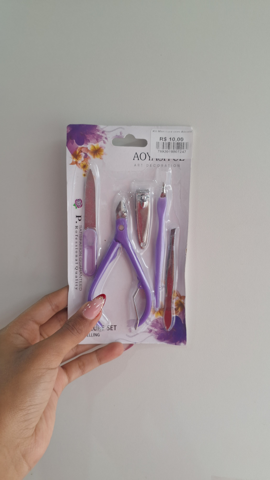 Kit manicure com alicate