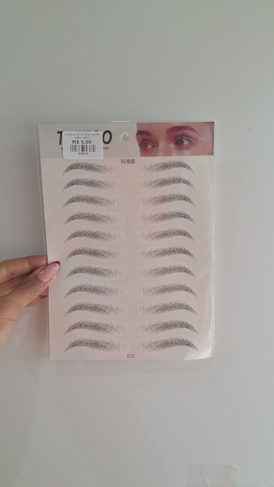 Cartela de tatuagem de sobrancelha