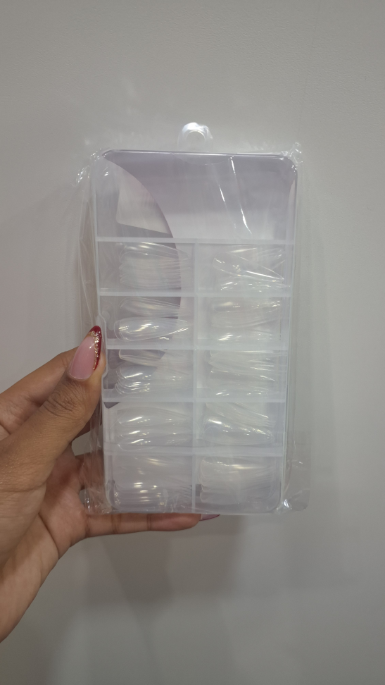 Unhas tips transparente stiletto royal