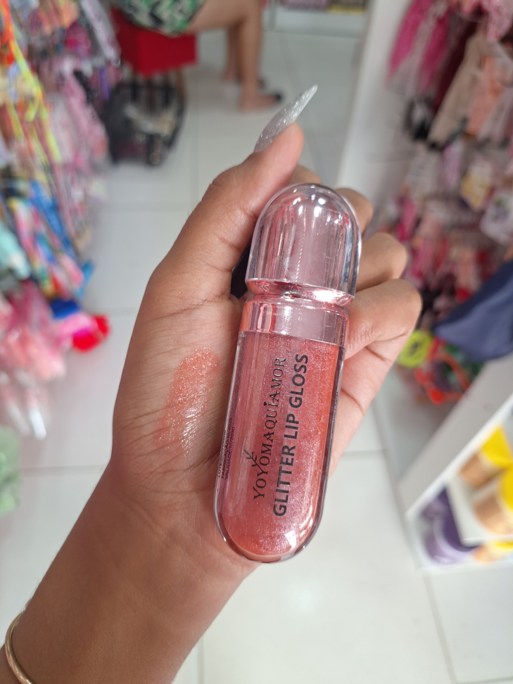 Lip Gloss Glitter Yoyomaquiamor - Cor 3