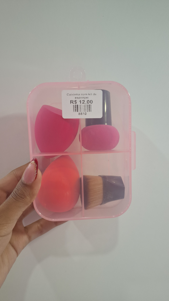 Caixinha com kit de esponjas