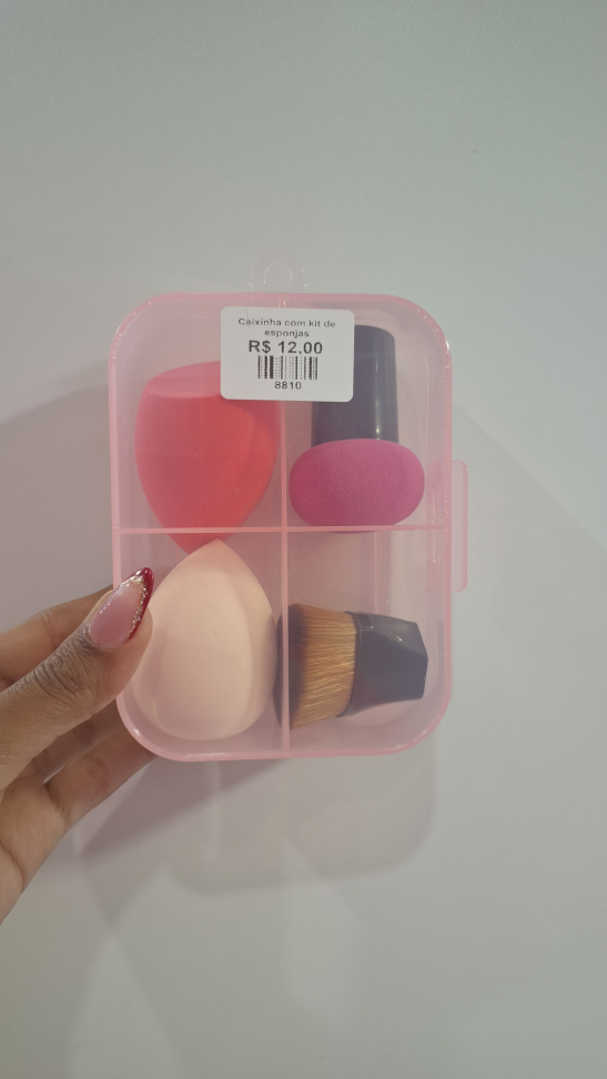 Caixinha com kit de esponjas