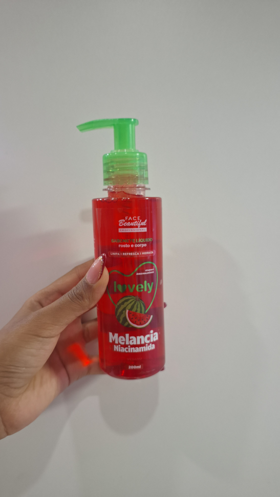 Sabonete liquido rosto e corpo melancia Lovely