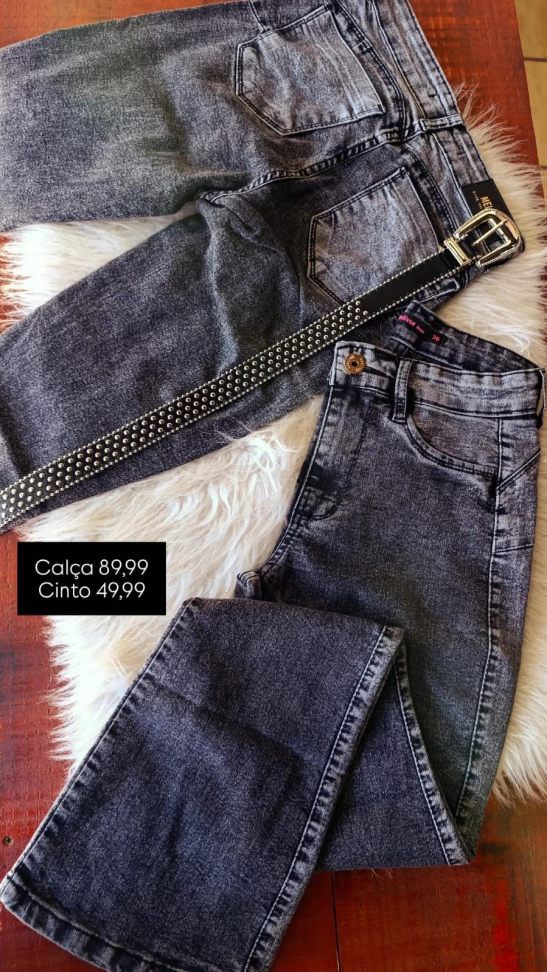 Calça jeans flare 824